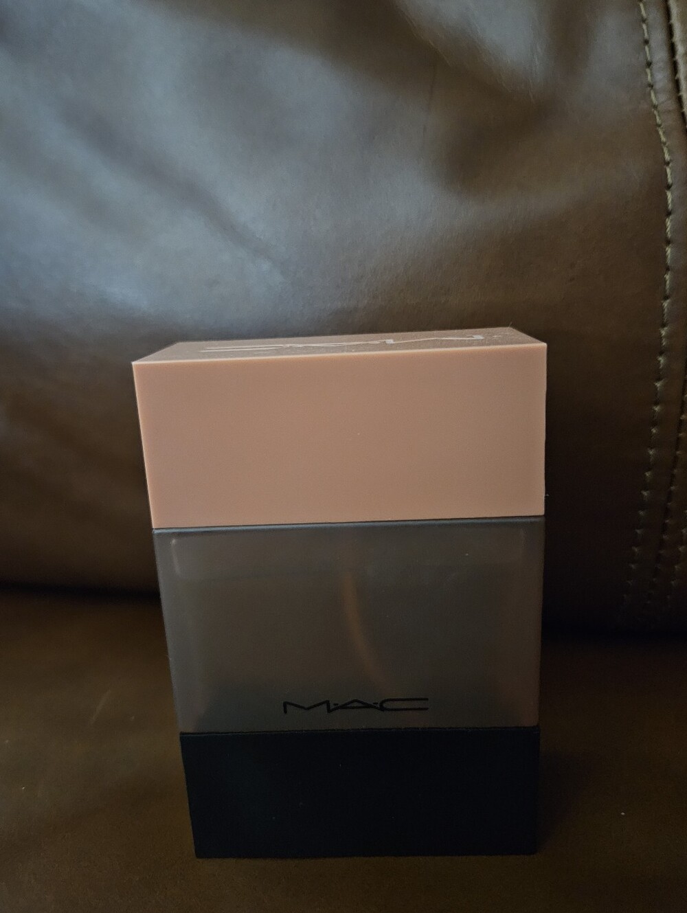 MAC Velvet Teddy Perfume Edp Rare Htf Discontinued 1.7 Oz - Picture 4 of 6